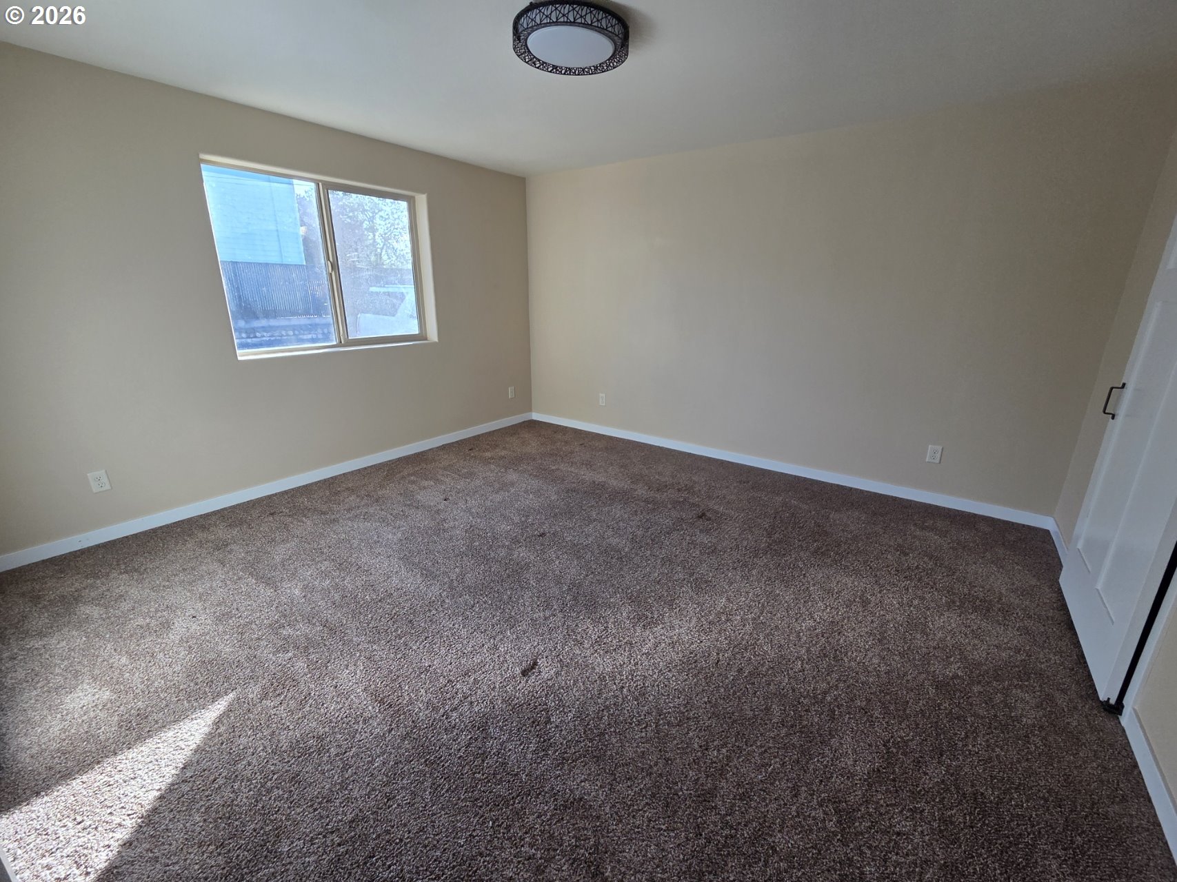 5137 Southwest Grange Road Roseburg, OR 97471 - Photo 6 of 16