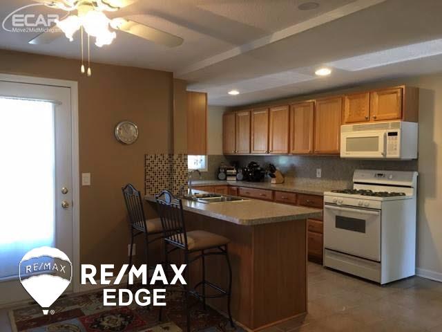 13145 Tuscola Road Clio, MI 48420 - Photo 8 of 26 21295346-7.JPG