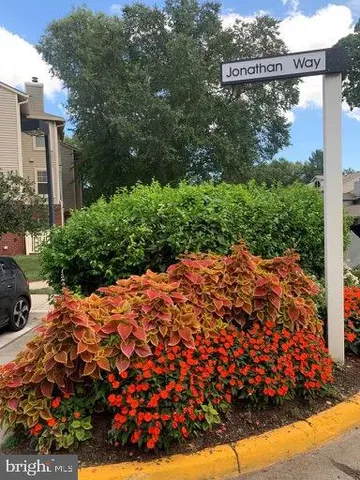 $2,175 | 1785 Jonathan Way, Unit B, Reston, VA 20190