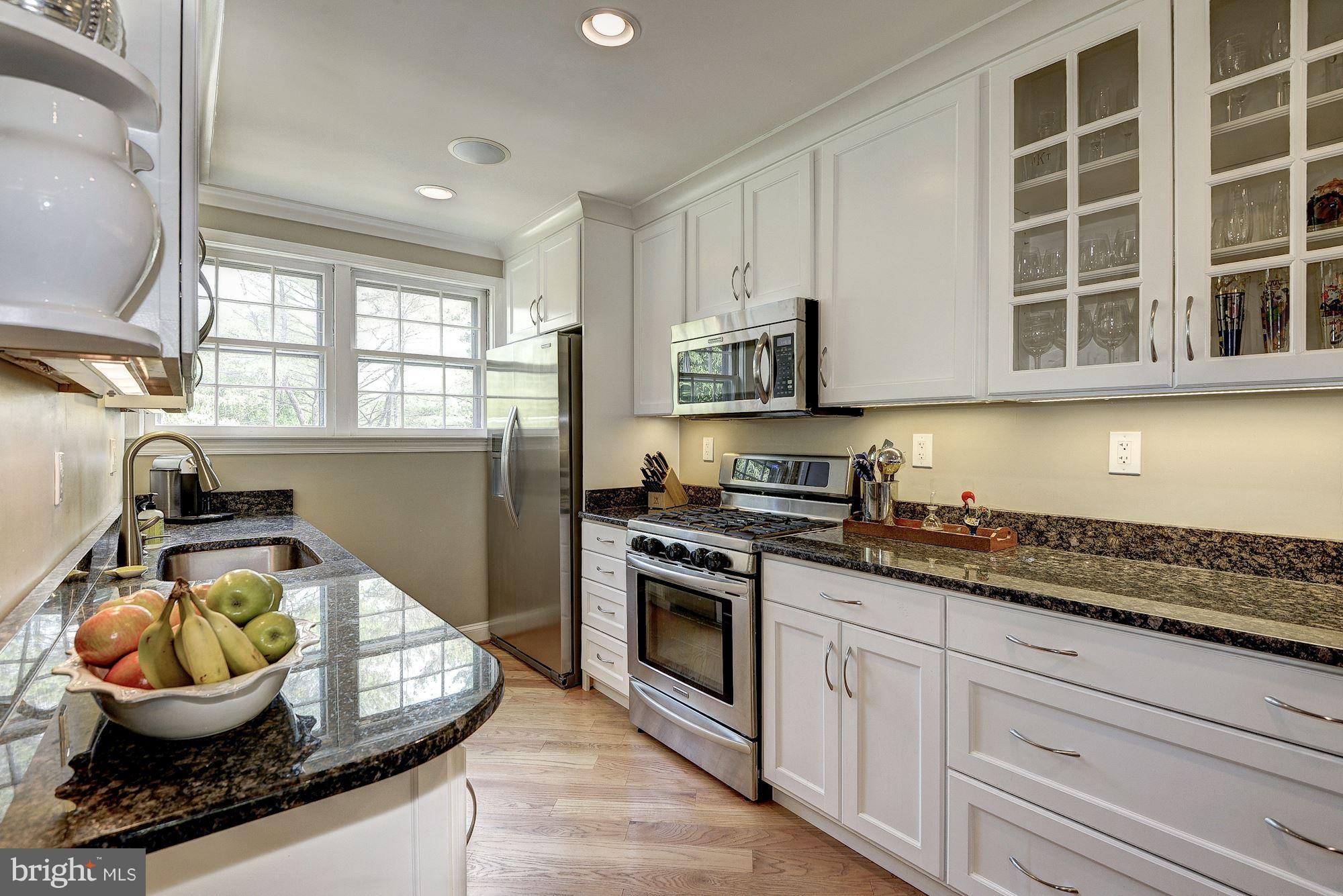 1951 Kirby Road McLean, VA 22101 - Photo 14 of 30 Kitchen