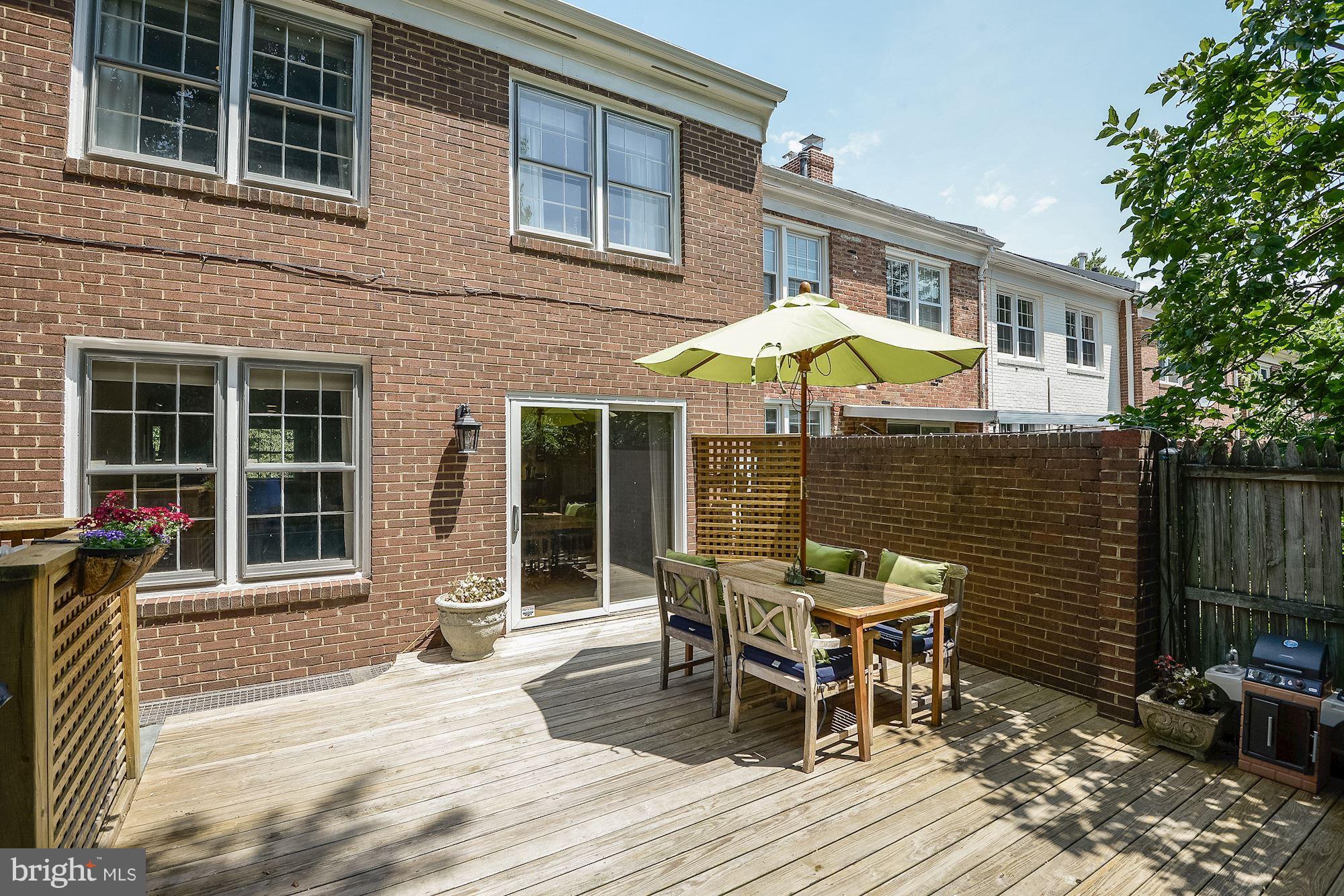 1951 Kirby Road McLean, VA 22101 - Photo 23 of 30 Exterior (Rear)