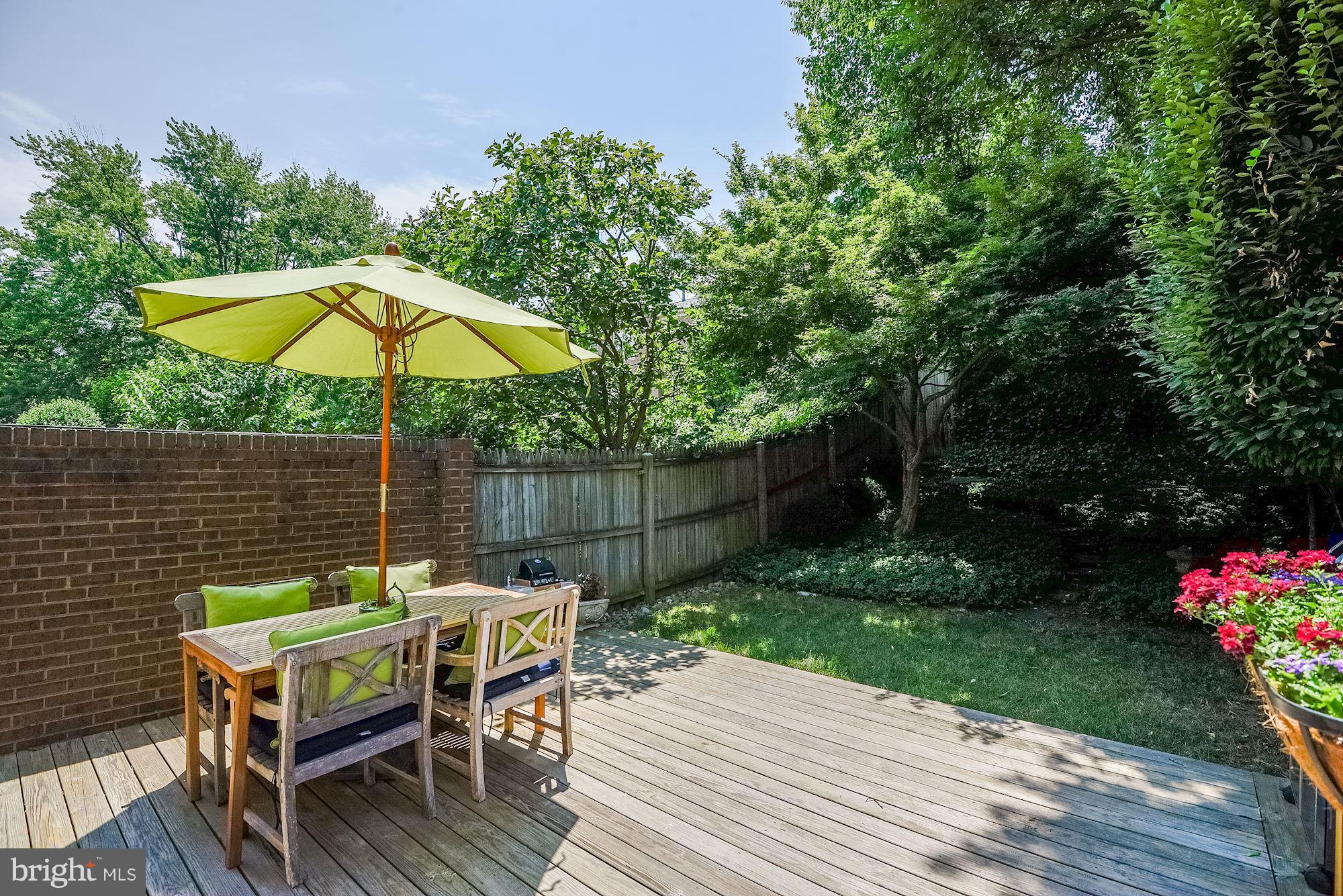 1951 Kirby Road McLean, VA 22101 - Photo 25 of 30 Exterior (Rear)