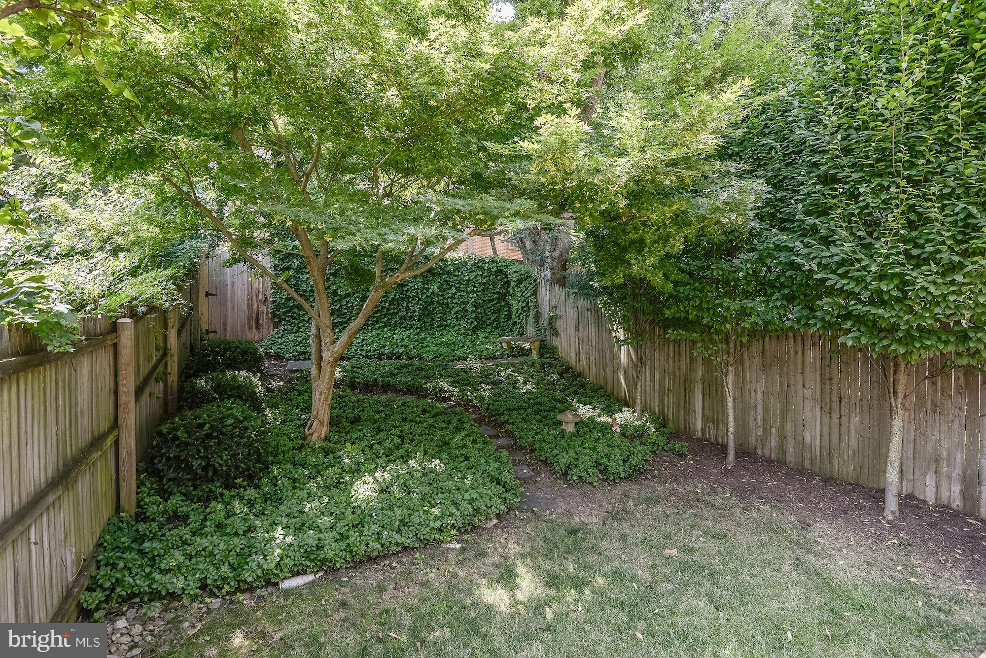 1951 Kirby Road McLean, VA 22101 - Photo 27 of 30 Exterior (Rear)