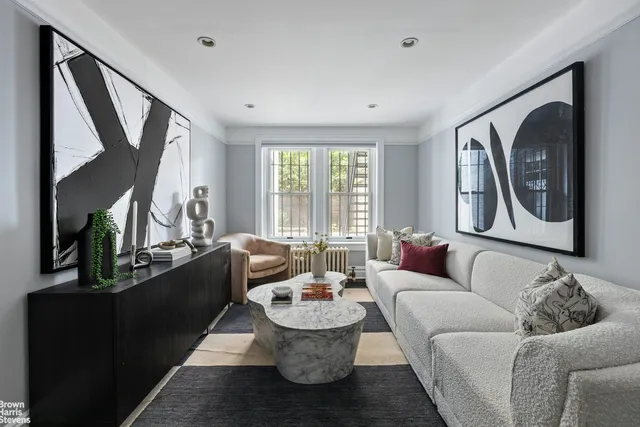 a view of a garden with plants