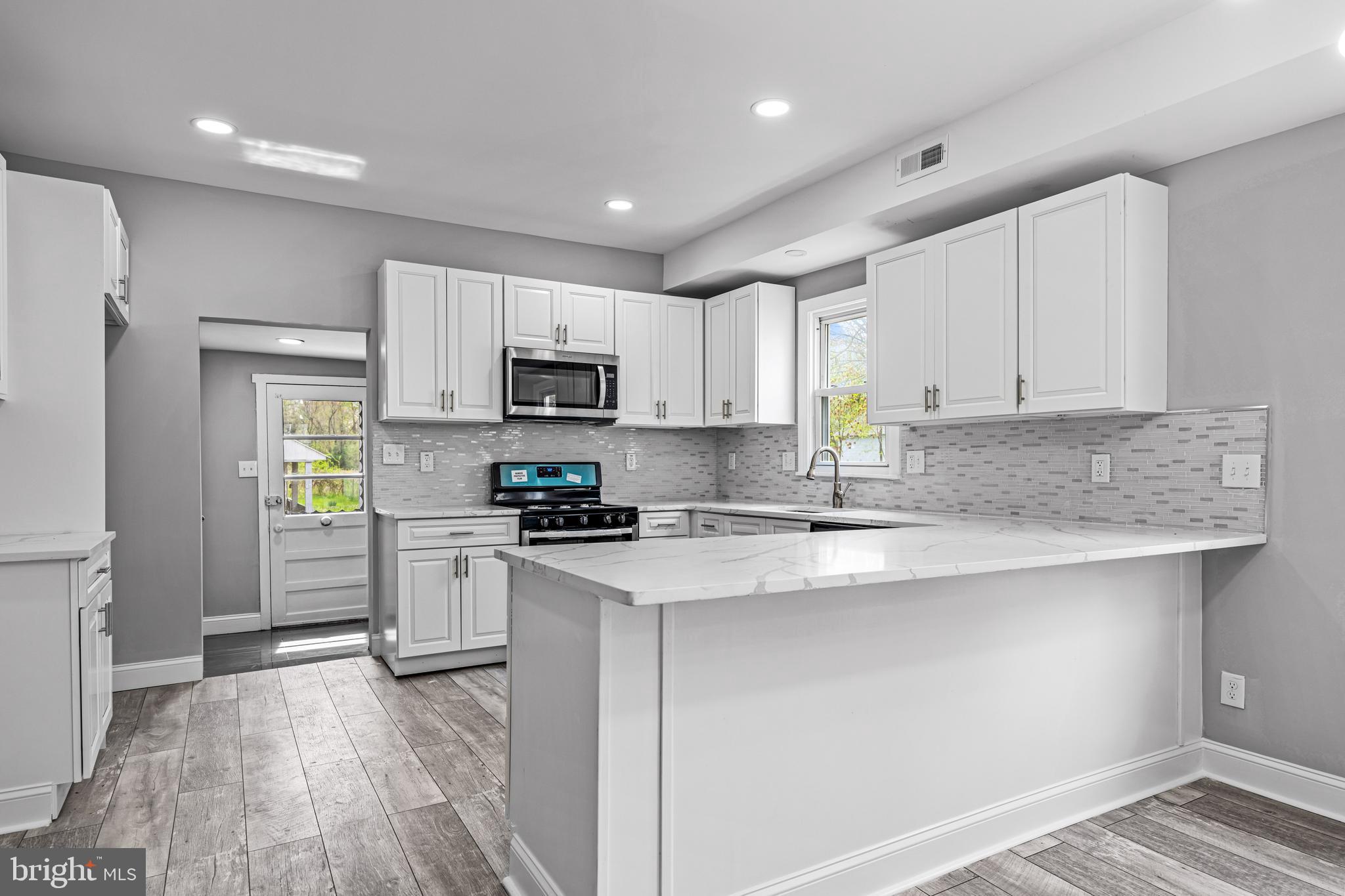 245 Crown Point Road Thorofare, NJ 08086 - Photo 16 of 42