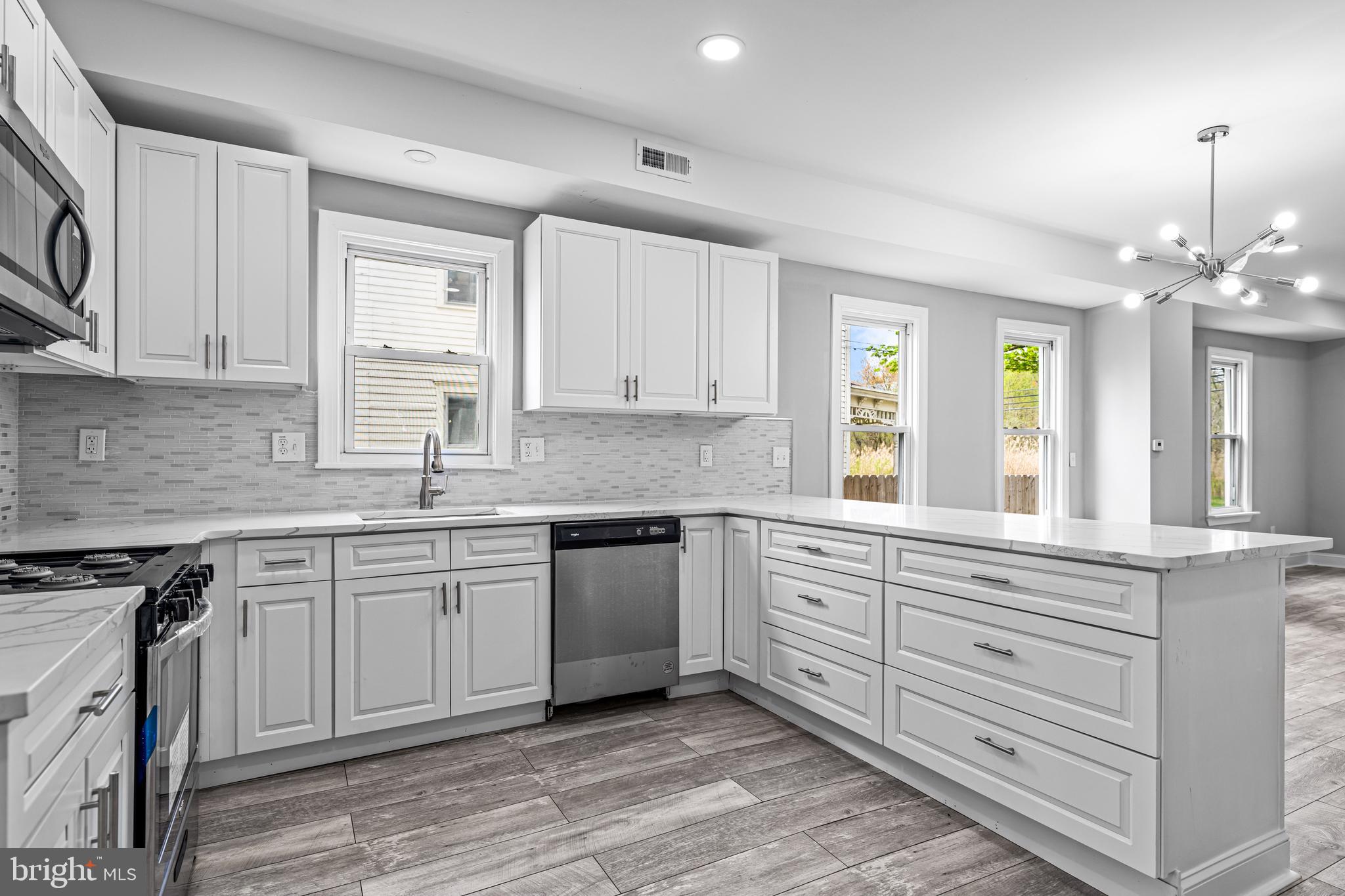 245 Crown Point Road Thorofare, NJ 08086 - Photo 19 of 42