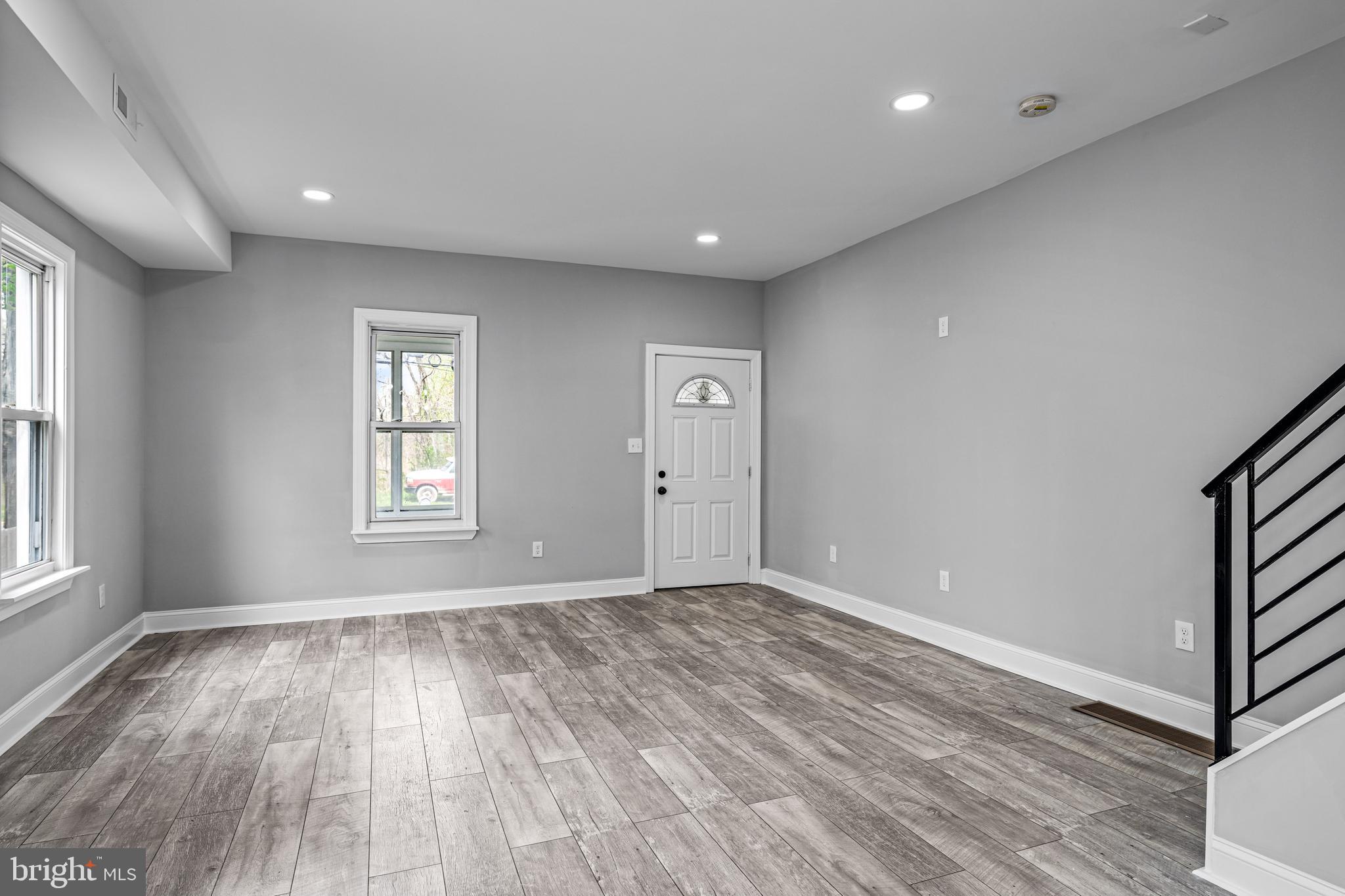 245 Crown Point Road Thorofare, NJ 08086 - Photo 7 of 42