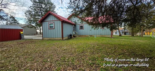 $249,900 | 18589 Mimosa Circle, Warsaw, MO 65355