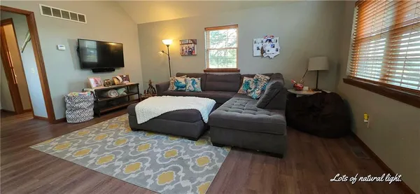 $249,900 | 18589 Mimosa Circle, Warsaw, MO 65355