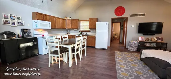 $249,900 | 18589 Mimosa Circle, Warsaw, MO 65355