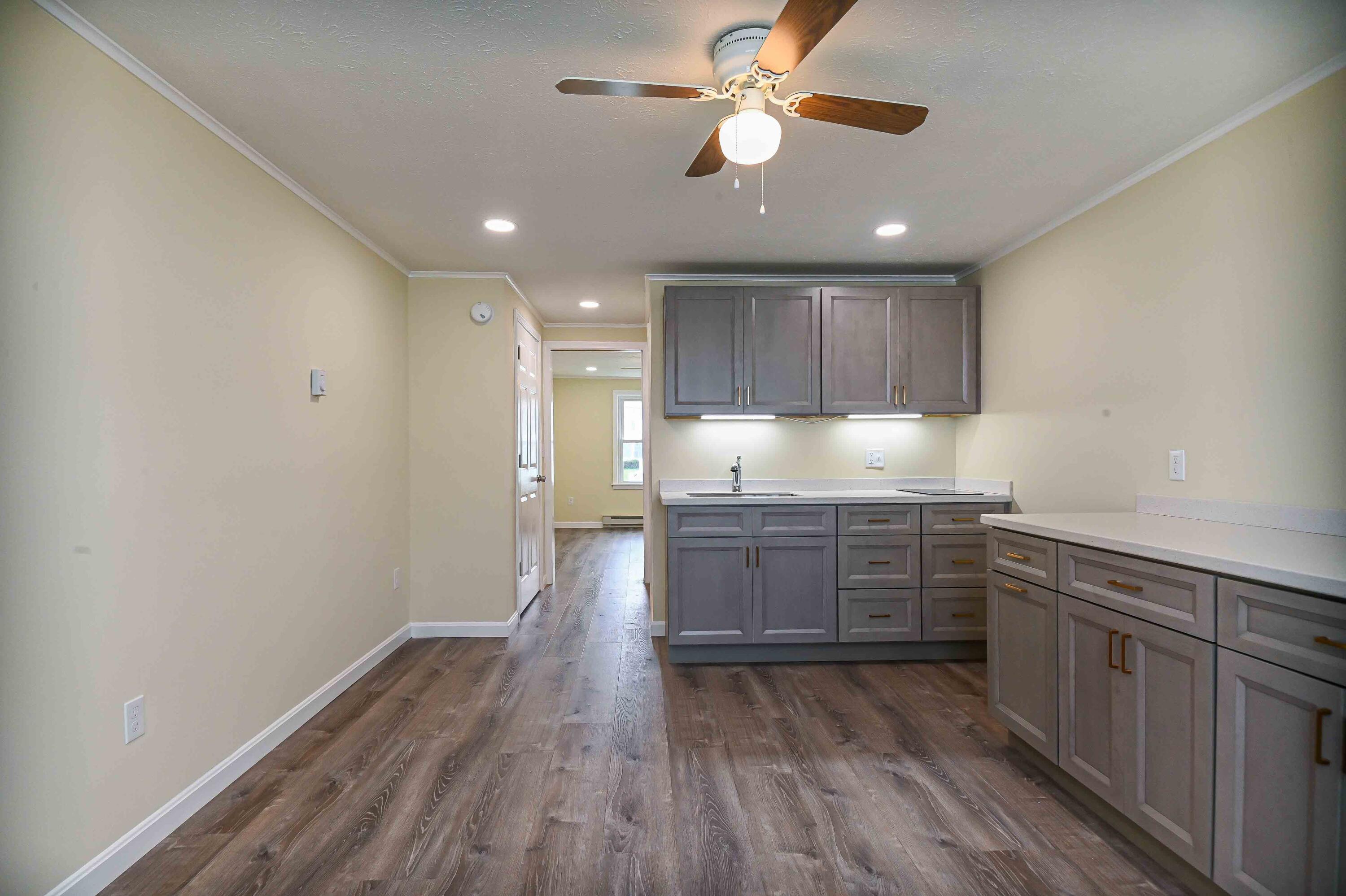 6 Dingle Road, Unit 4 York, ME 03909 - Photo 3 of 45 3