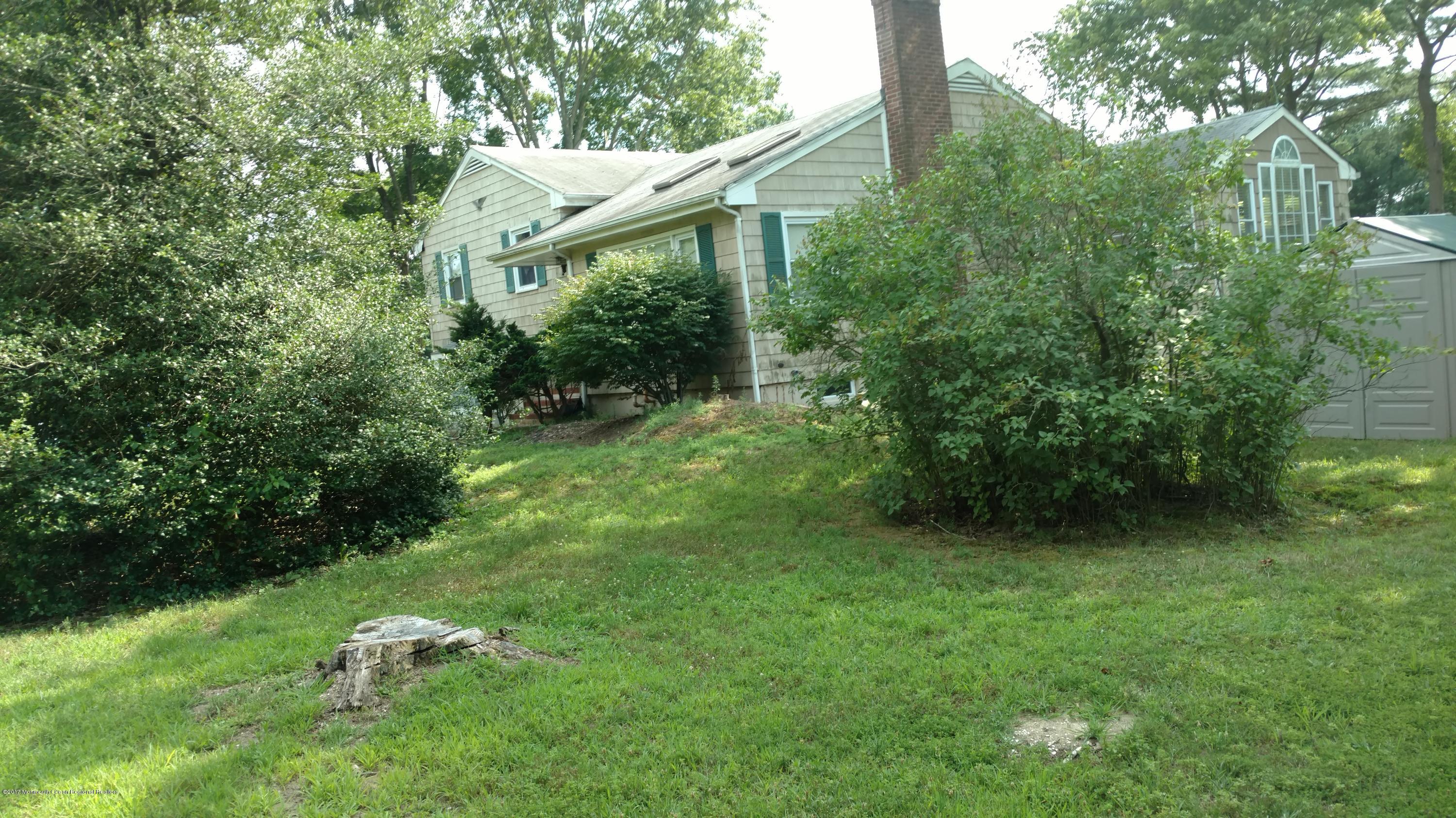 1908 Whitesville Road Toms River, NJ 08755 - Photo 6 of 13 Whitesville 6