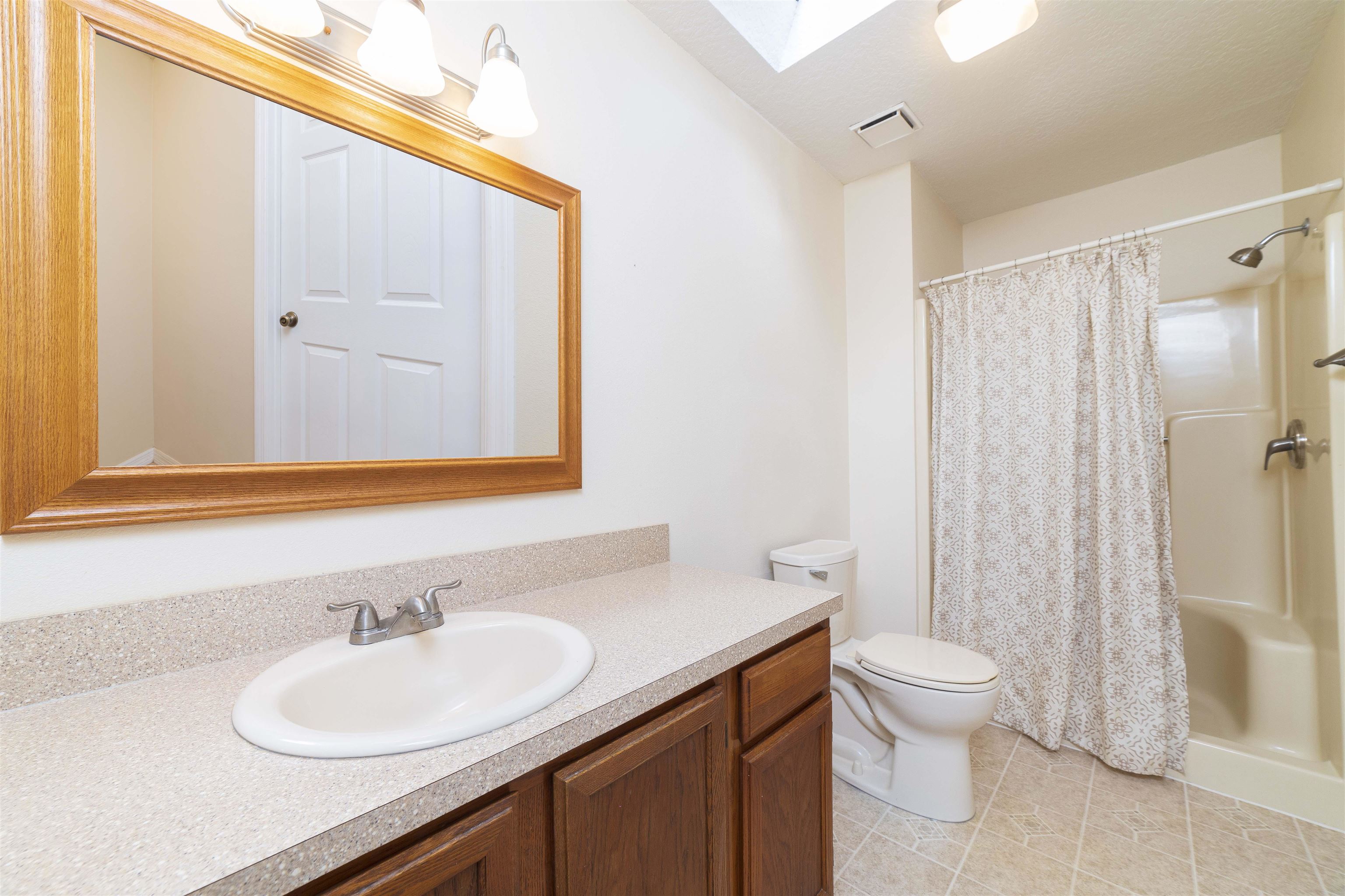 208 Jasmine Road St. Augustine, FL 32086 - Photo 20 of 34 a bathroom with a sink toilet and shower