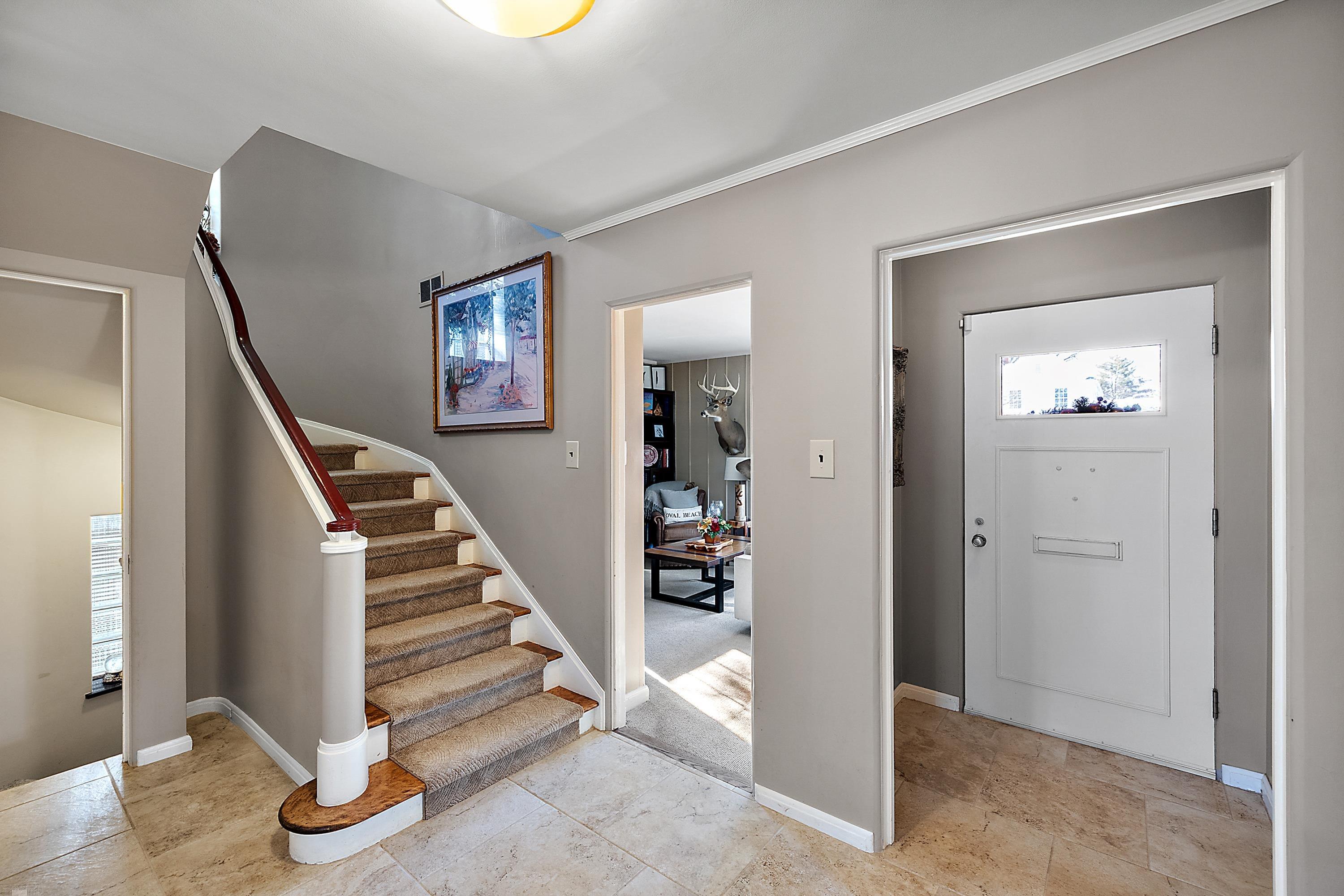 158 Merriweather Road Grosse Pointe Farms, MI 48236 - Photo 5 of 57