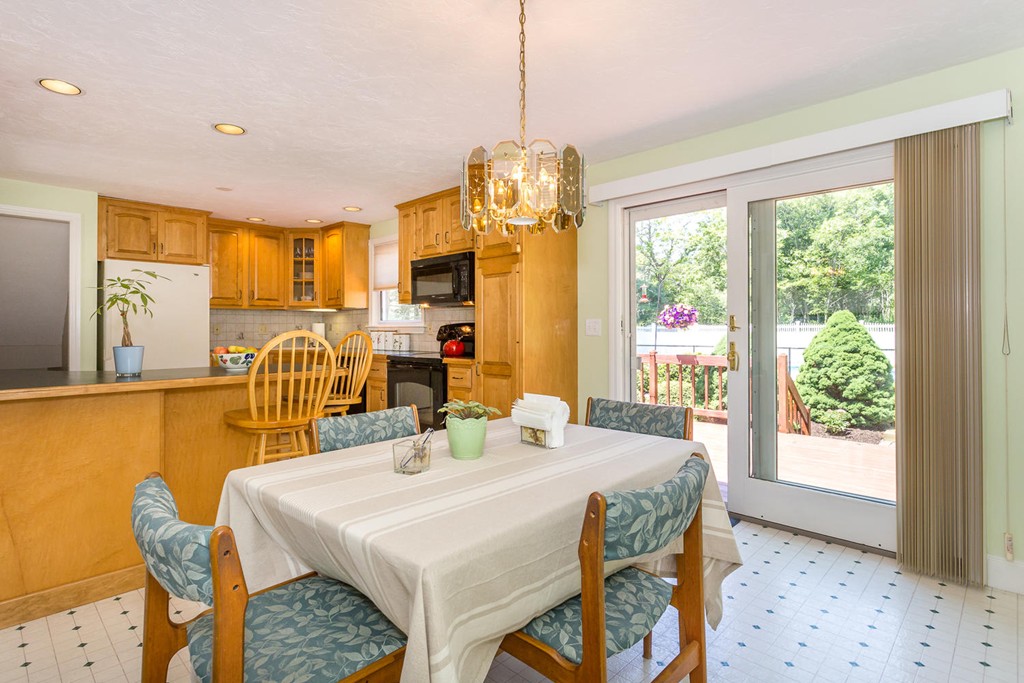 7 Westdale Road Canton, MA 02021 - Photo 6 of 25 Gallery Image 6