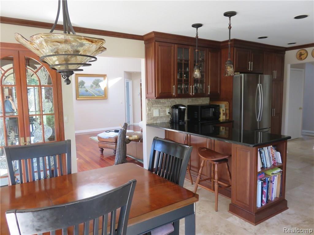 358 Jonathan Drive Rochester, MI 48307 - Photo 16 of 22 16.JPG