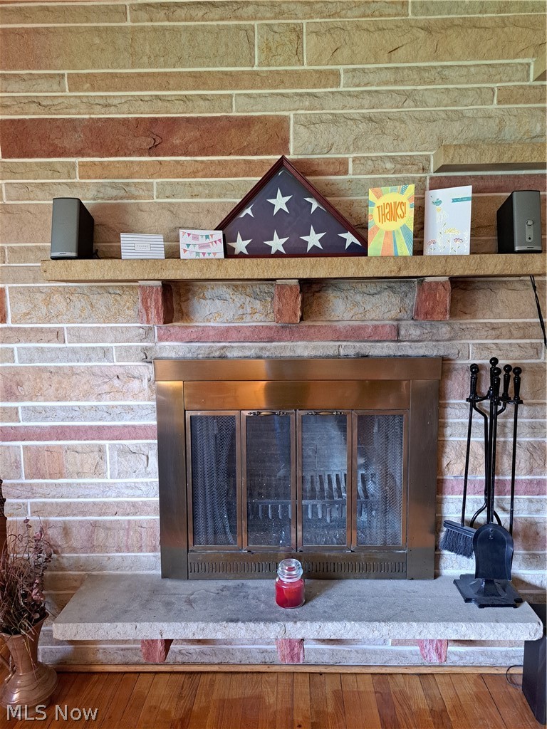 3905 Mark Road Cambridge, OH 43725 - Photo 17 of 50 Living Room fireplace