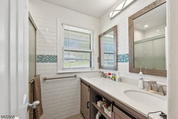 $995,000 | 106 Dogwood Drive, Oakland, NJ 07436