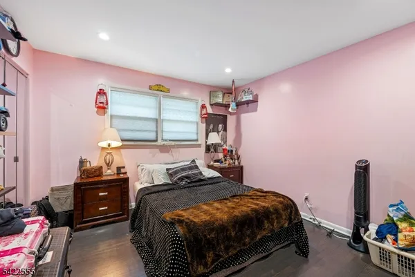 $995,000 | 106 Dogwood Drive, Oakland, NJ 07436