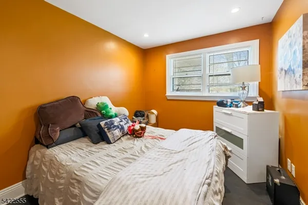 $995,000 | 106 Dogwood Drive, Oakland, NJ 07436