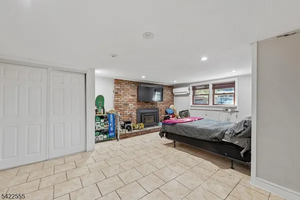 $995,000 | 106 Dogwood Drive, Oakland, NJ 07436