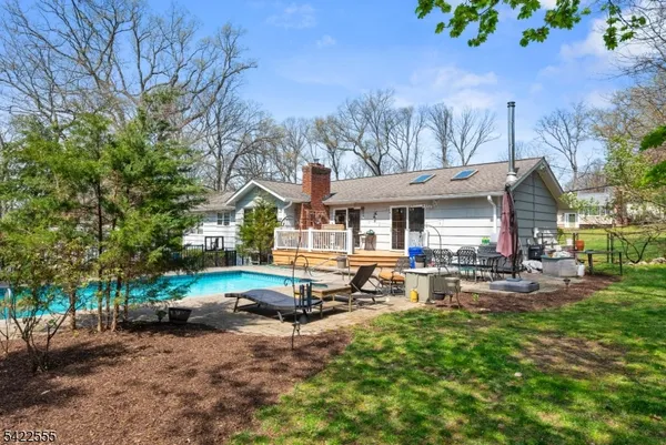 $995,000 | 106 Dogwood Drive, Oakland, NJ 07436