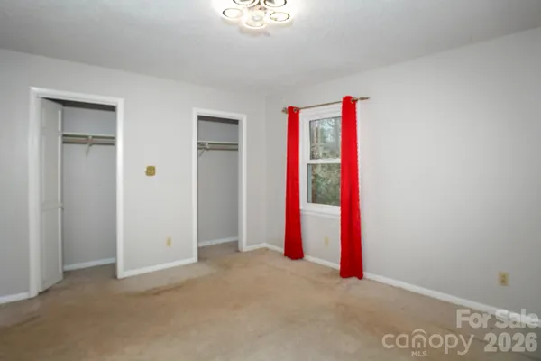 $395,000 | 510 4th Avenue Northeast, Conover, NC 28613