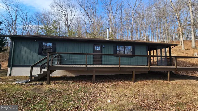 $310,000 | 168 Pioneer Trail, Great Cacapon, WV 25422