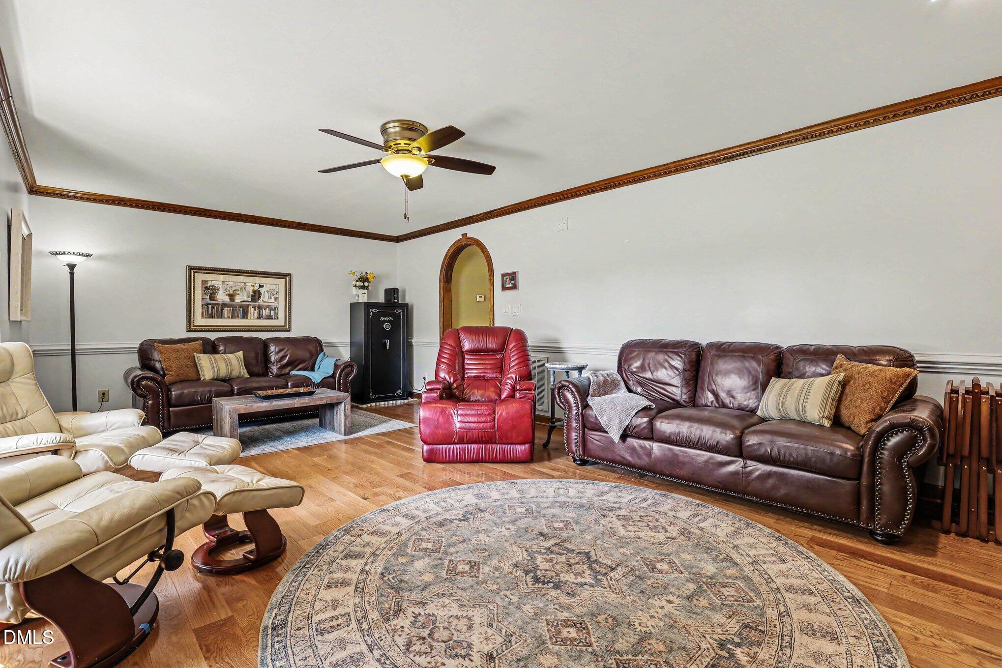 2256 Shotwell Road Clayton, NC 27520 - Photo 18 of 74 Family Room