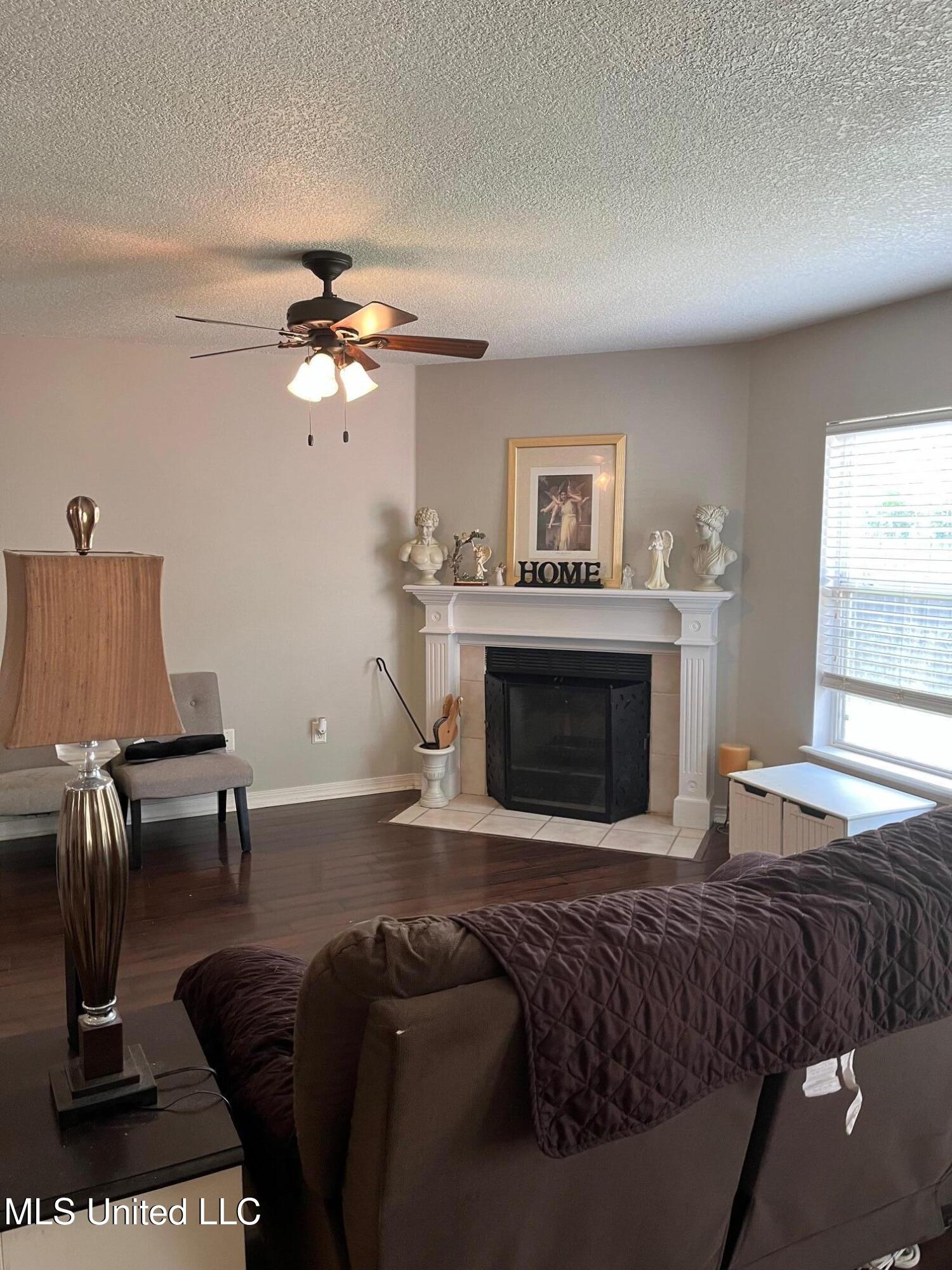 3603 Miles Lane Ocean Springs, MS 39564 - Photo 2 of 15 3603MILES-FAM RM