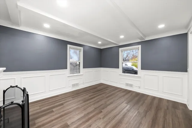 $305,000 | 1317 Waverly Place, Joliet, IL 60435