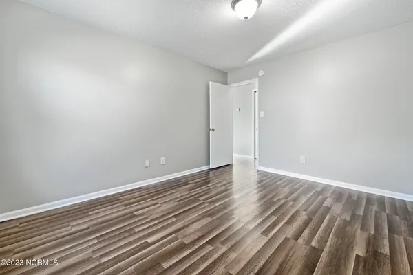 $1,395 | 410 Somerset Cove, Jacksonville, NC 28546