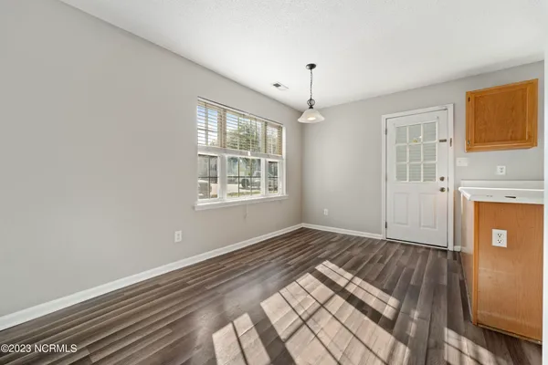 $1,395 | 410 Somerset Cove, Jacksonville, NC 28546