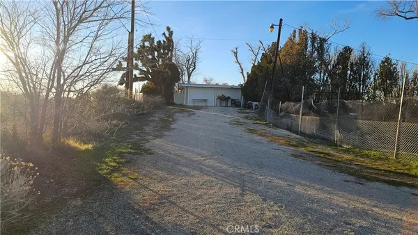 a view of a pathway of a house