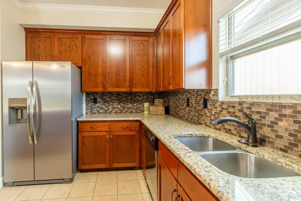 $464,900 | 5714 Silverstone Drive, Lawrence, KS 66049