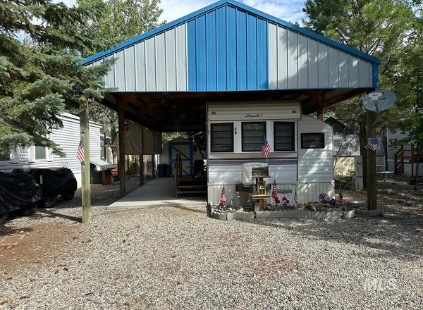 $105,900 | 8 E Street, Cascade, ID 83611