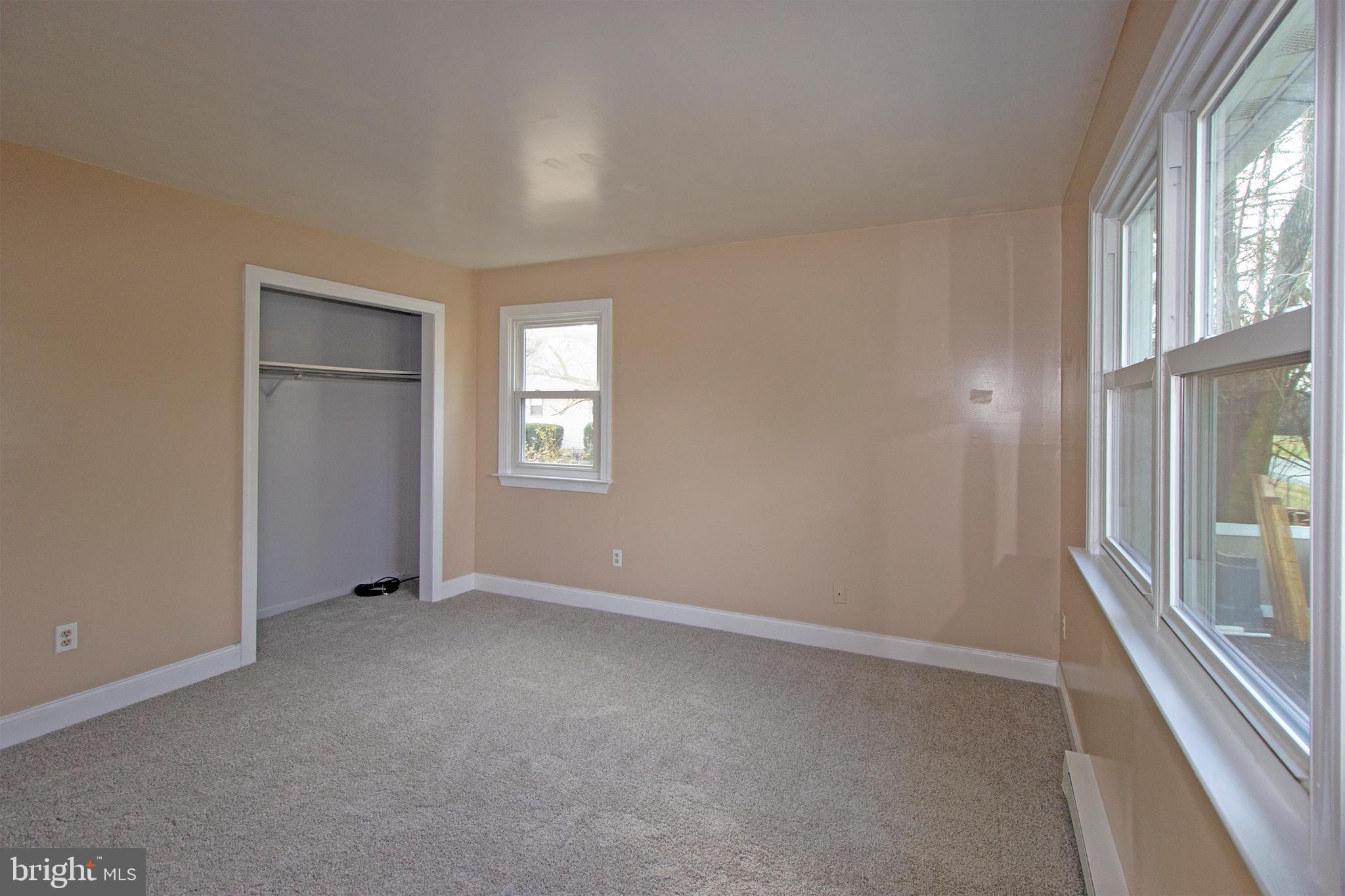 95 Greene Road Warminster, PA 18974 - Photo 6 of 14 BR 1 Main Floor
