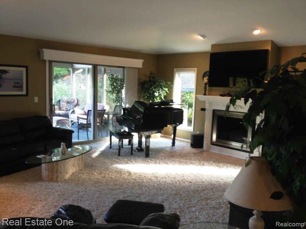 2450 Lake George Road Leonard, MI 48367 - Photo 11 of 65