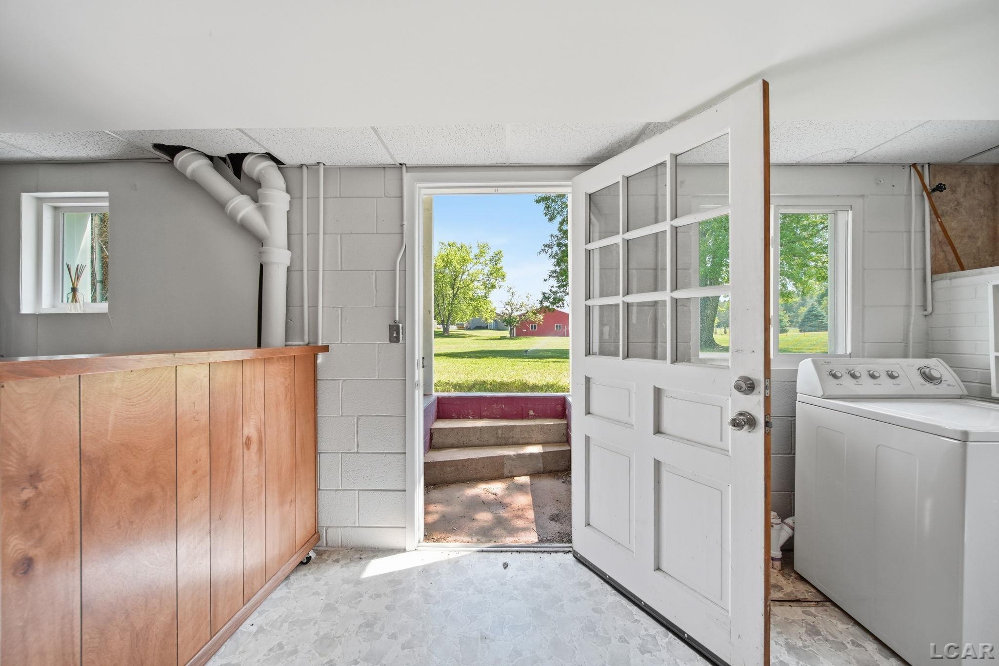 2745 East Carleton Road Adrian, MI 49221 - Photo 21 of 50