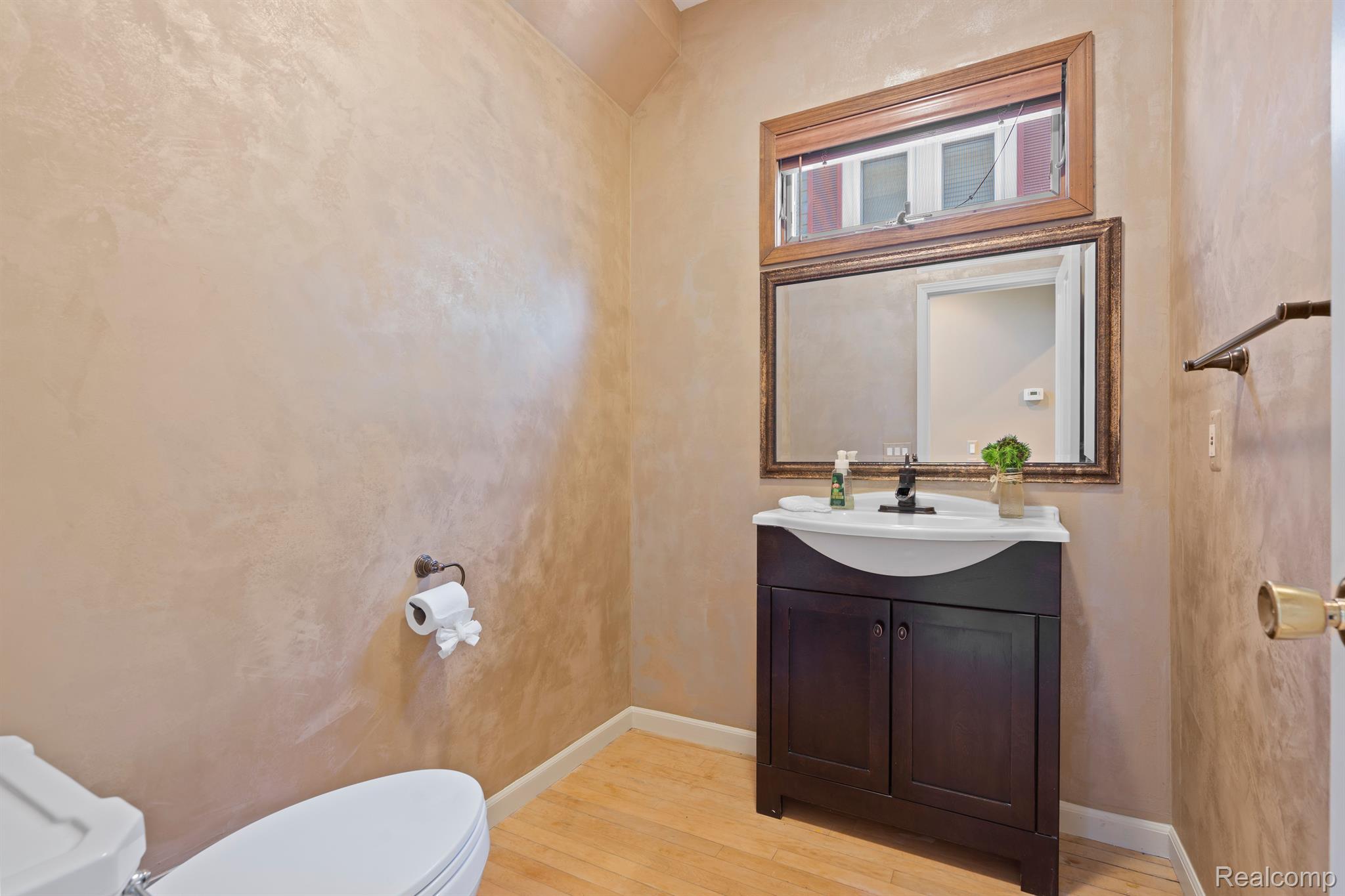 403 Taylor Avenue Rochester, MI 48307 - Photo 26 of 34 Gallery Image 26