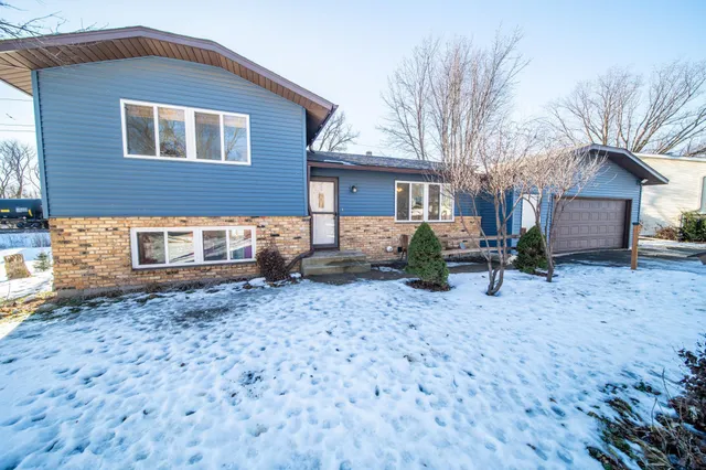 $325,000 | 706 1st Street Northeast, Kasson, MN 55944