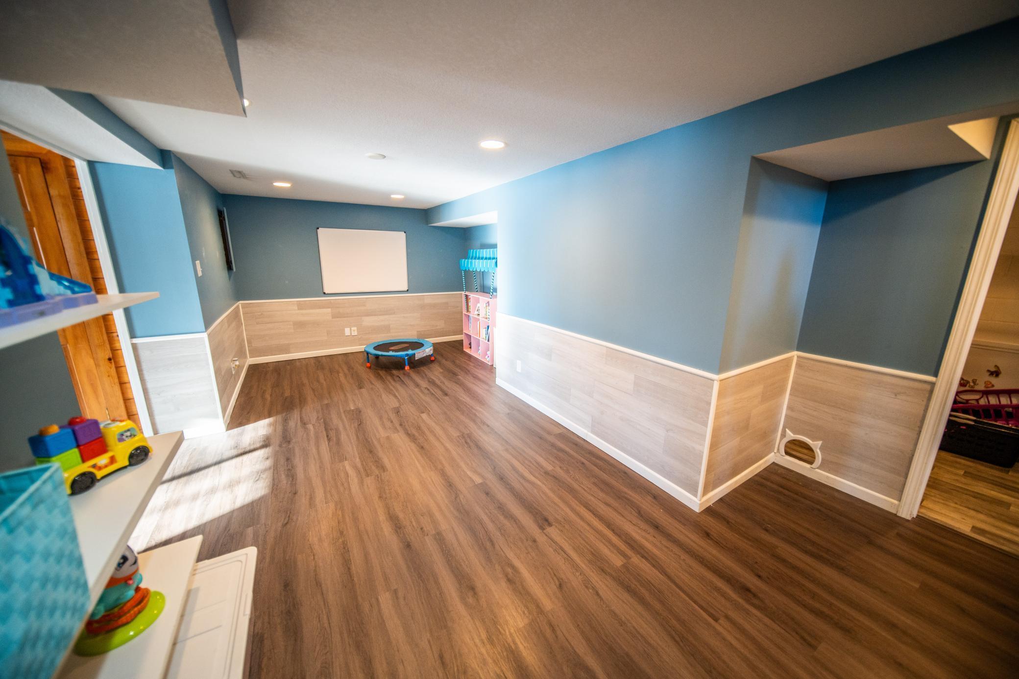 706 1st Street Northeast Kasson, MN 55944 - Photo 11 of 32