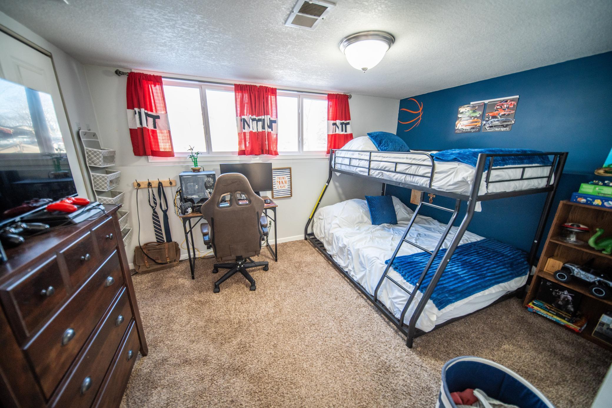 706 1st Street Northeast Kasson, MN 55944 - Photo 13 of 32