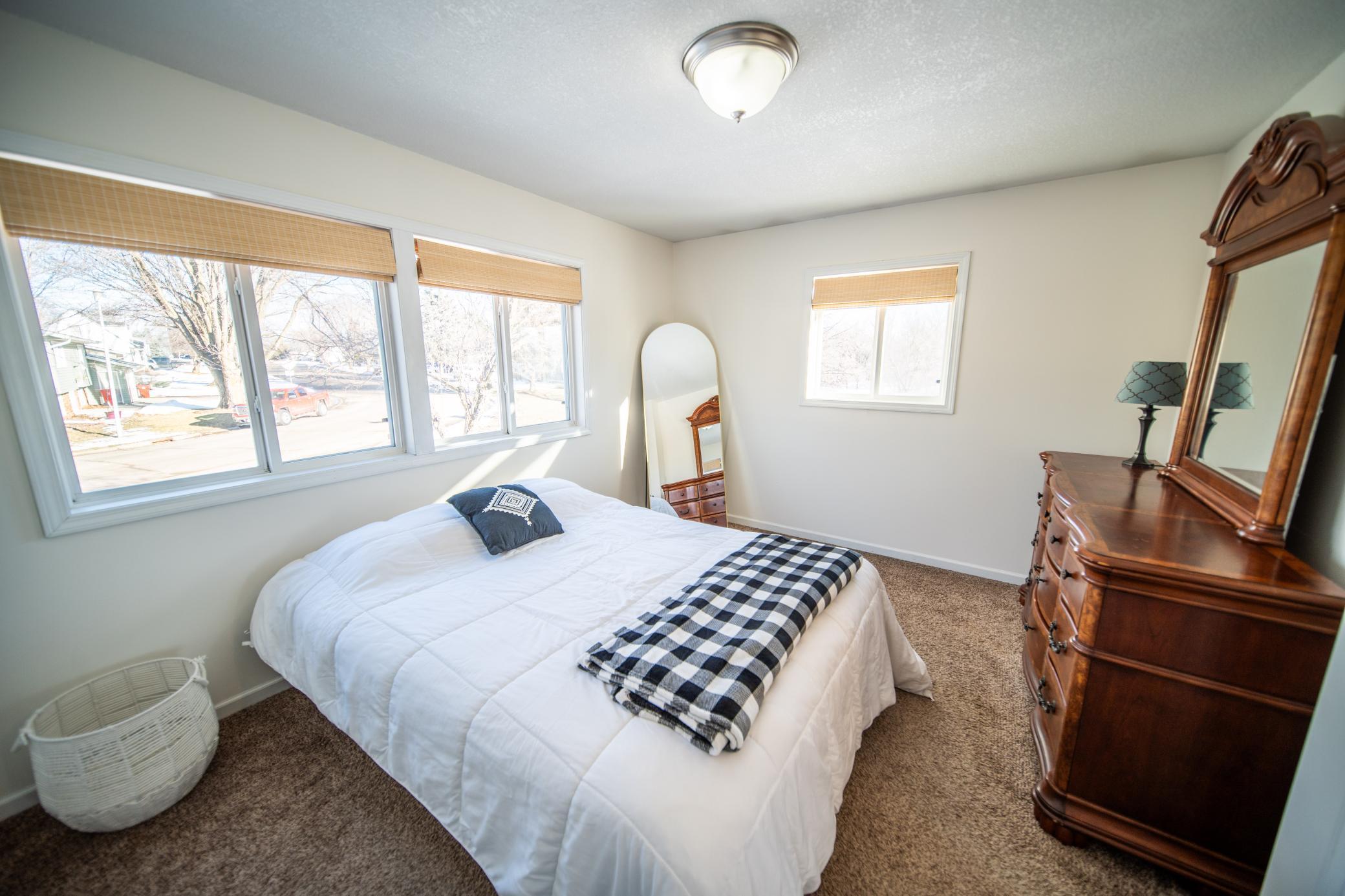 706 1st Street Northeast Kasson, MN 55944 - Photo 20 of 32