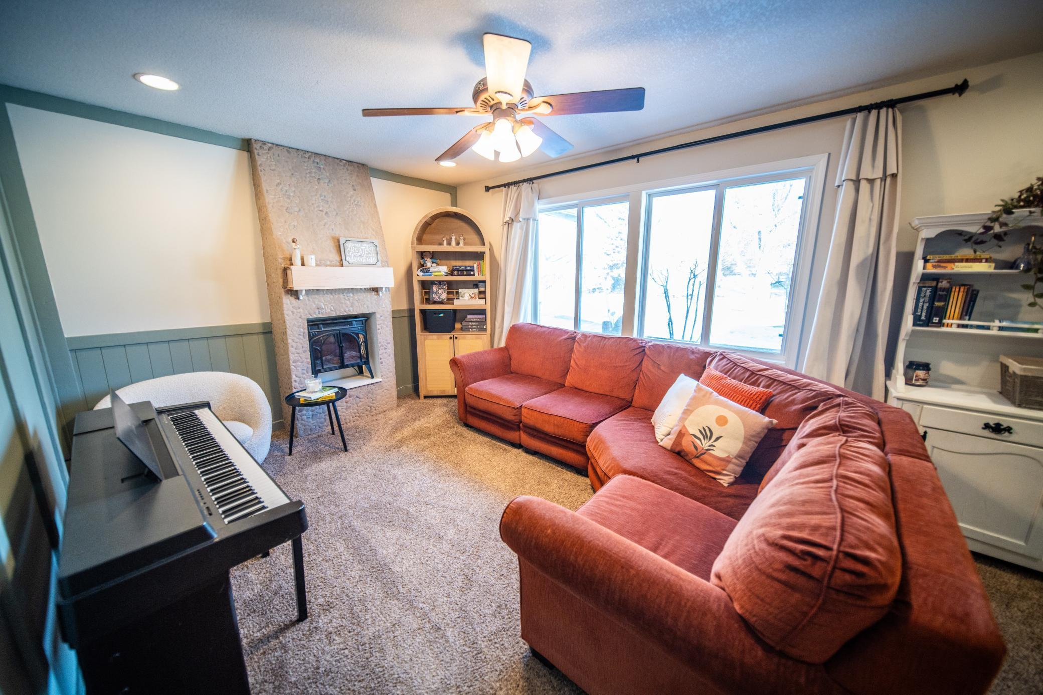 706 1st Street Northeast Kasson, MN 55944 - Photo 3 of 32