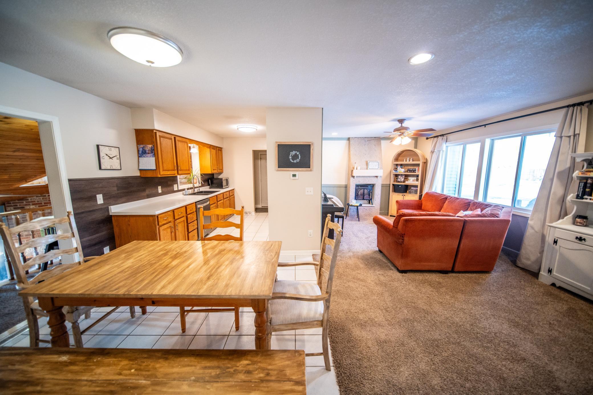 706 1st Street Northeast Kasson, MN 55944 - Photo 4 of 32