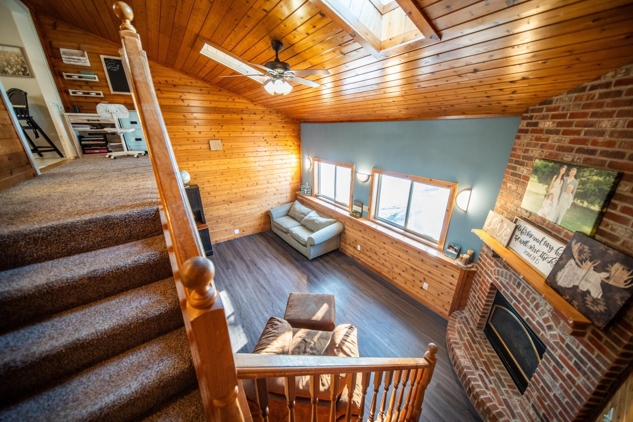 706 1st Street Northeast Kasson, MN 55944 - Photo 7 of 32