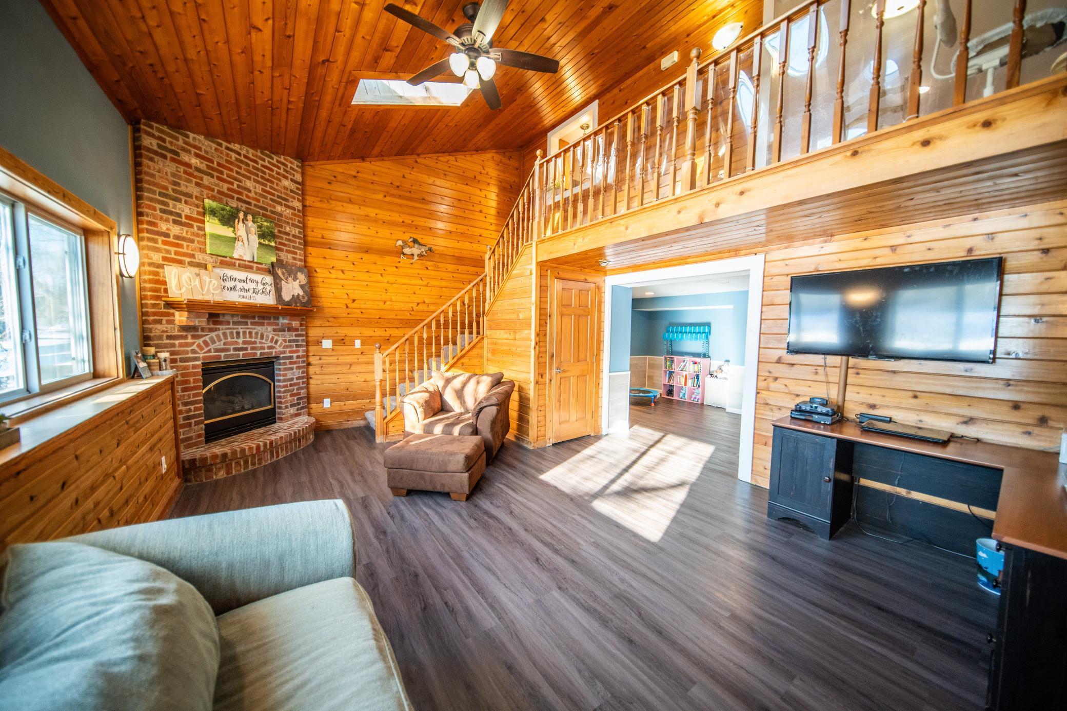 706 1st Street Northeast Kasson, MN 55944 - Photo 9 of 32