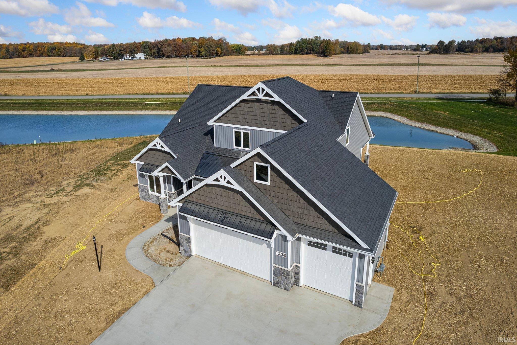 13268 Watling Path Fort Wayne, IN 46818 - Photo 5 of 35 Gallery Image 5