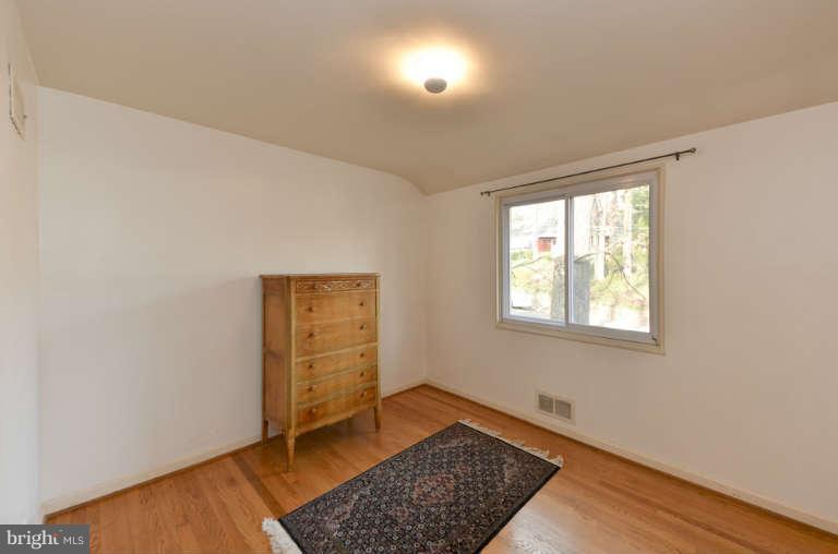 3751 30th Road North Arlington, VA 22207 - Photo 14 of 30 Bedroom